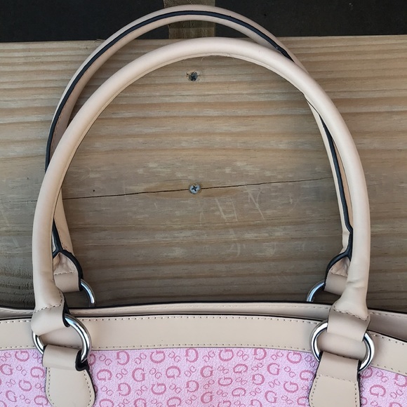 Guess Handbag - Picture 6 of 7